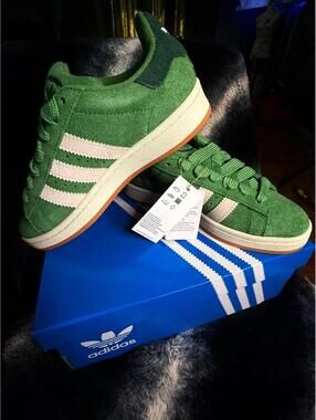 Adidas Campus 00s Green Suede Sneakers Women’s Size 7 NWT Gum Sole